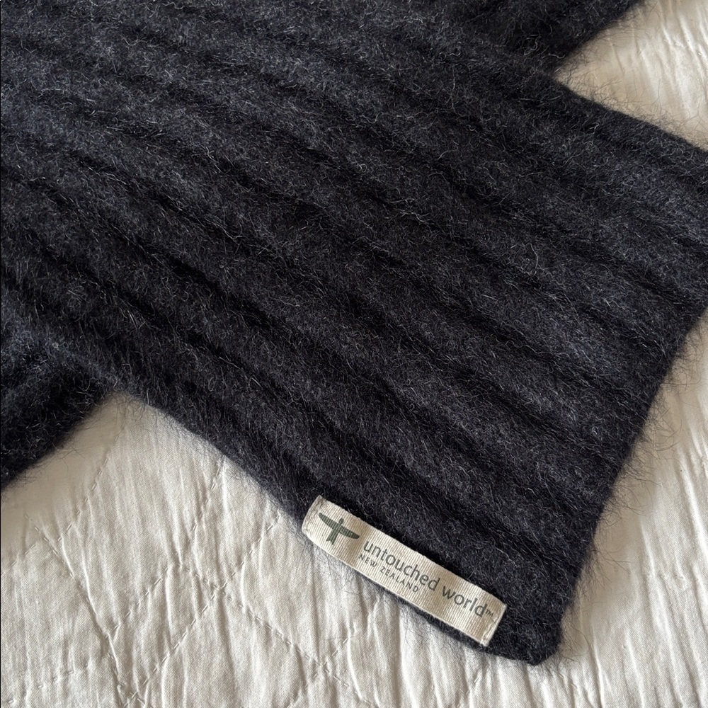 Untouched World Ribbed Scarf - Picture 4 of 8